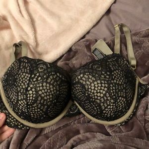 Never worn victorious secret bra 32dd
